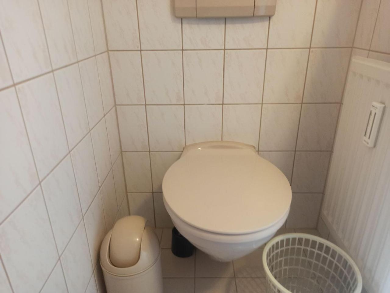 Monteurzimmer - Waldbronn Ngoại thất bức ảnh