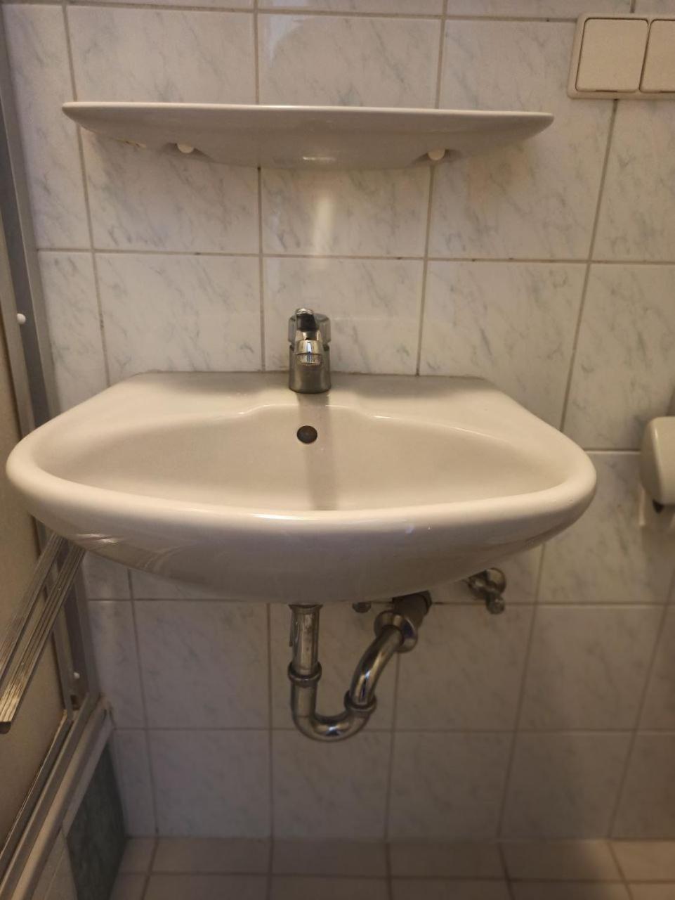 Monteurzimmer - Waldbronn Ngoại thất bức ảnh