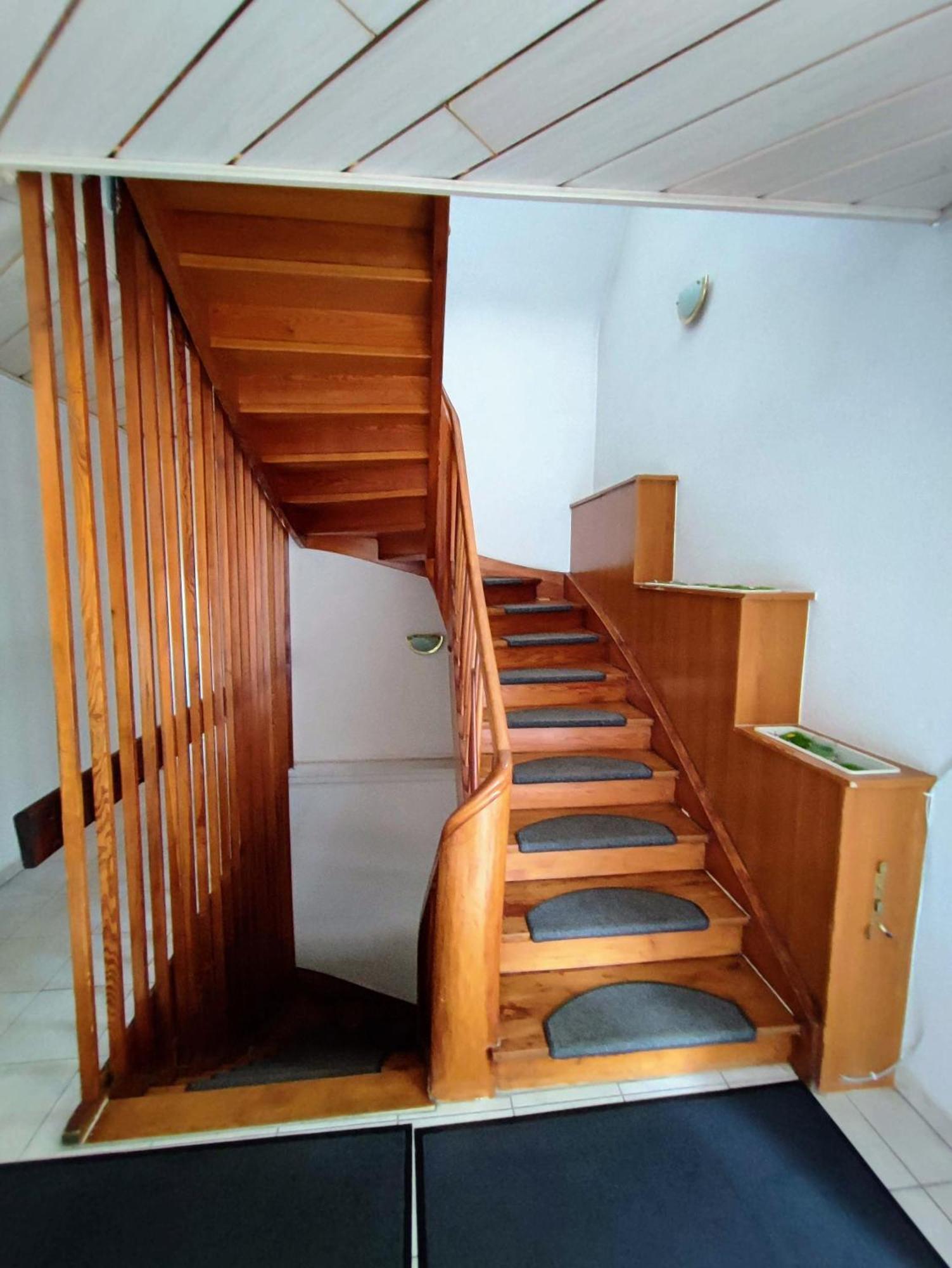 Monteurzimmer - Waldbronn Ngoại thất bức ảnh