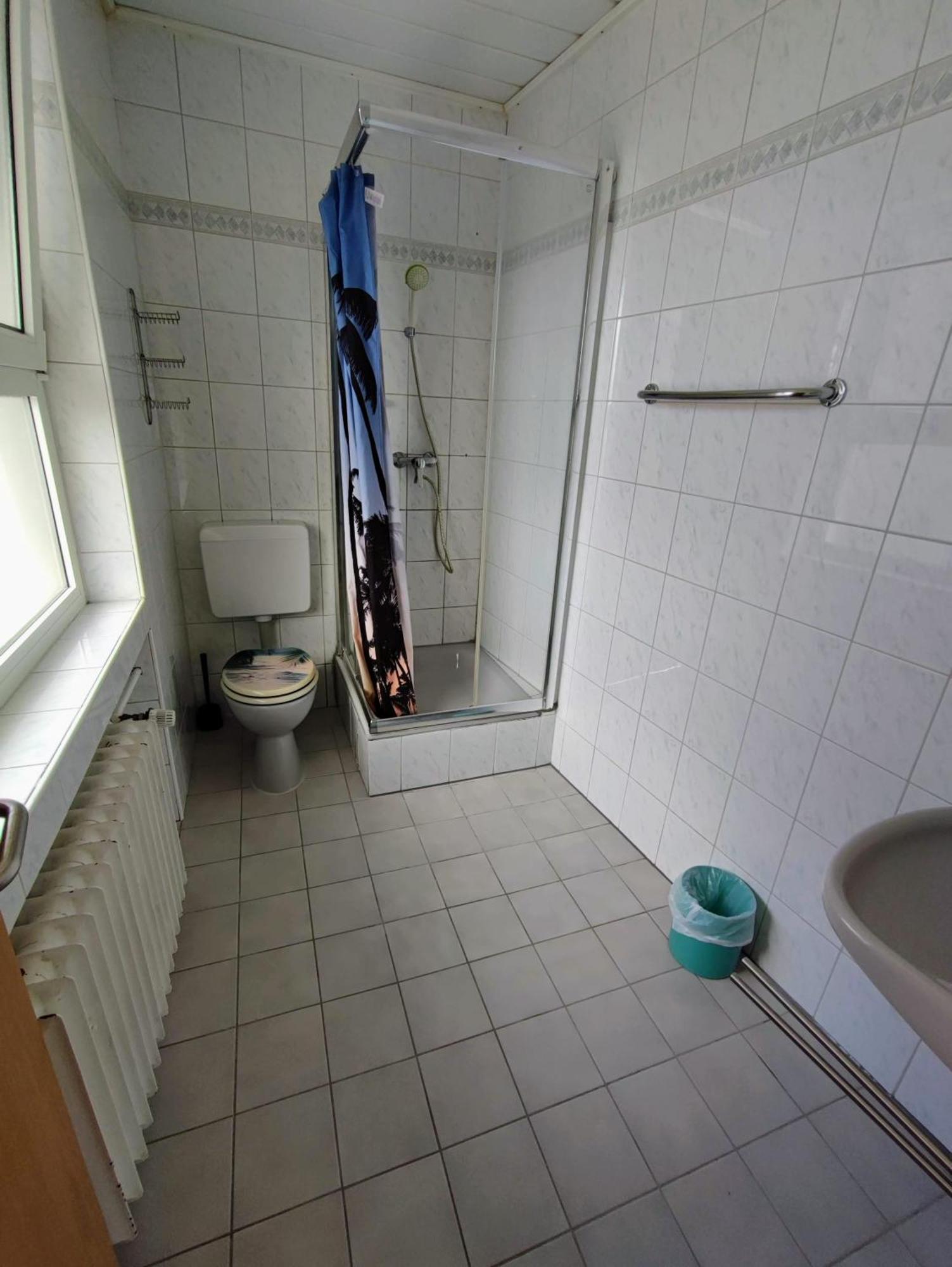 Monteurzimmer - Waldbronn Ngoại thất bức ảnh